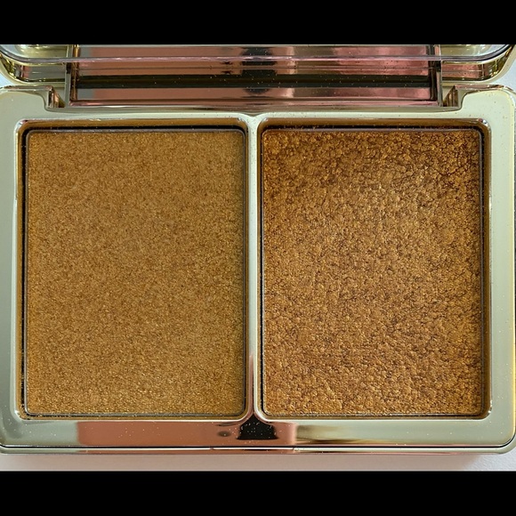 Natasha Denona glow gold highlighter pallet - Picture 5 of 7